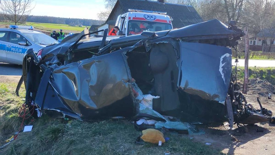 Obraz pochodzący z serwisu https://lubelska.policja.gov.pl/lub/aktualnosci/144029,Smiertelny-wypadek-w-powiecie-zamojskim-Zginal-34-latek.html