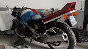 Wjechał w policjantów motocyklem. Usłyszał zarzut usiłowania zabójstwa