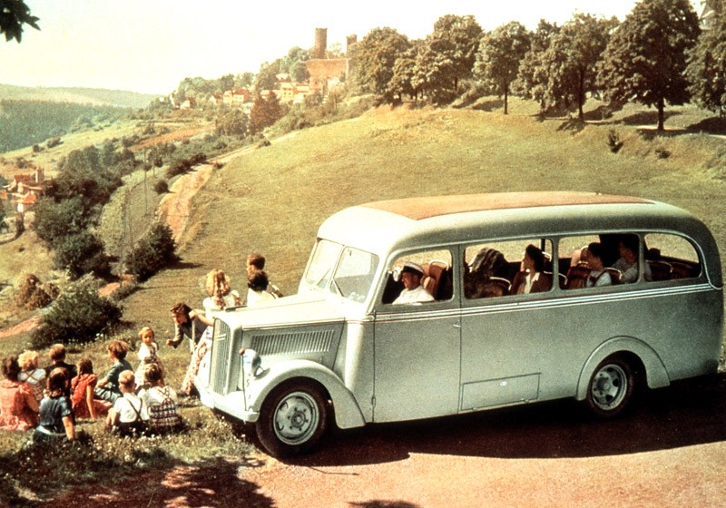 Opel: letnie romanse od 50. lat minionego stulecia (fotogaleria)