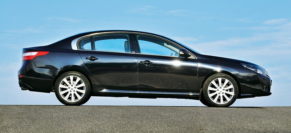 Citroen C5 kontra Renault Latitude i Skoda Superb: szukamy ekonomicznej limuzyny dla biznesmena