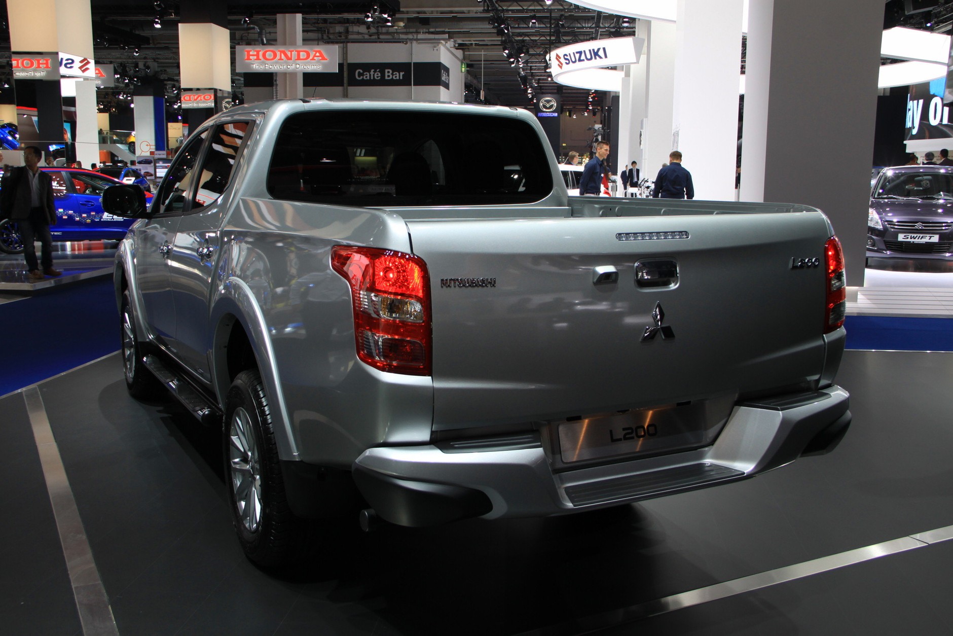 Mitsubishi L200 (Frankfurt 2015)