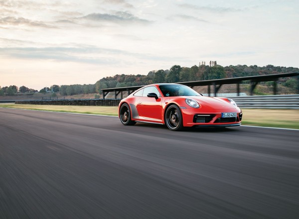 Porsche 911 Carrera 4 GTS – szczytowa forma