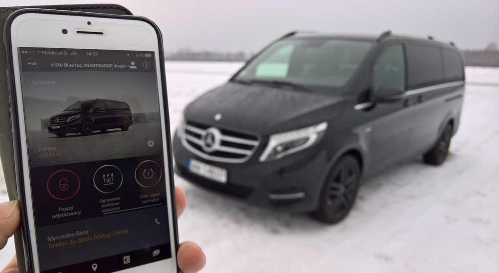 Mercedes klasy V z automatycznym wzywaniem pomocy i sterowaniem ConnectMe