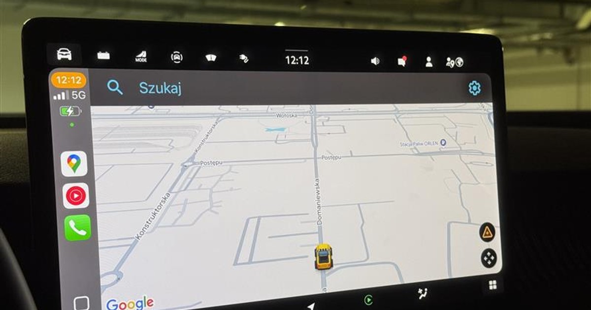 Google Maps w Apple CarPlay