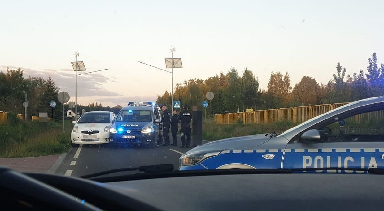 Właściciel Toyoty na telefonie obserwował trasę złodzieja. Zatrzymanie go jednak okazało się nie takie proste