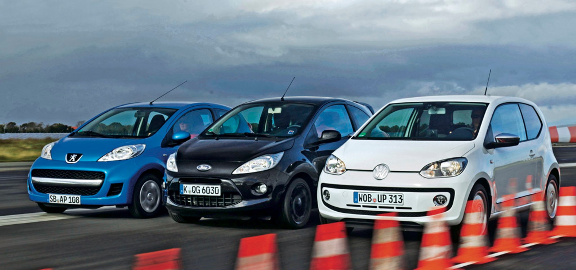 Volkswagen UP! kontra Peugeot 107 i Ford KA: mały Volkswagen w natarciu