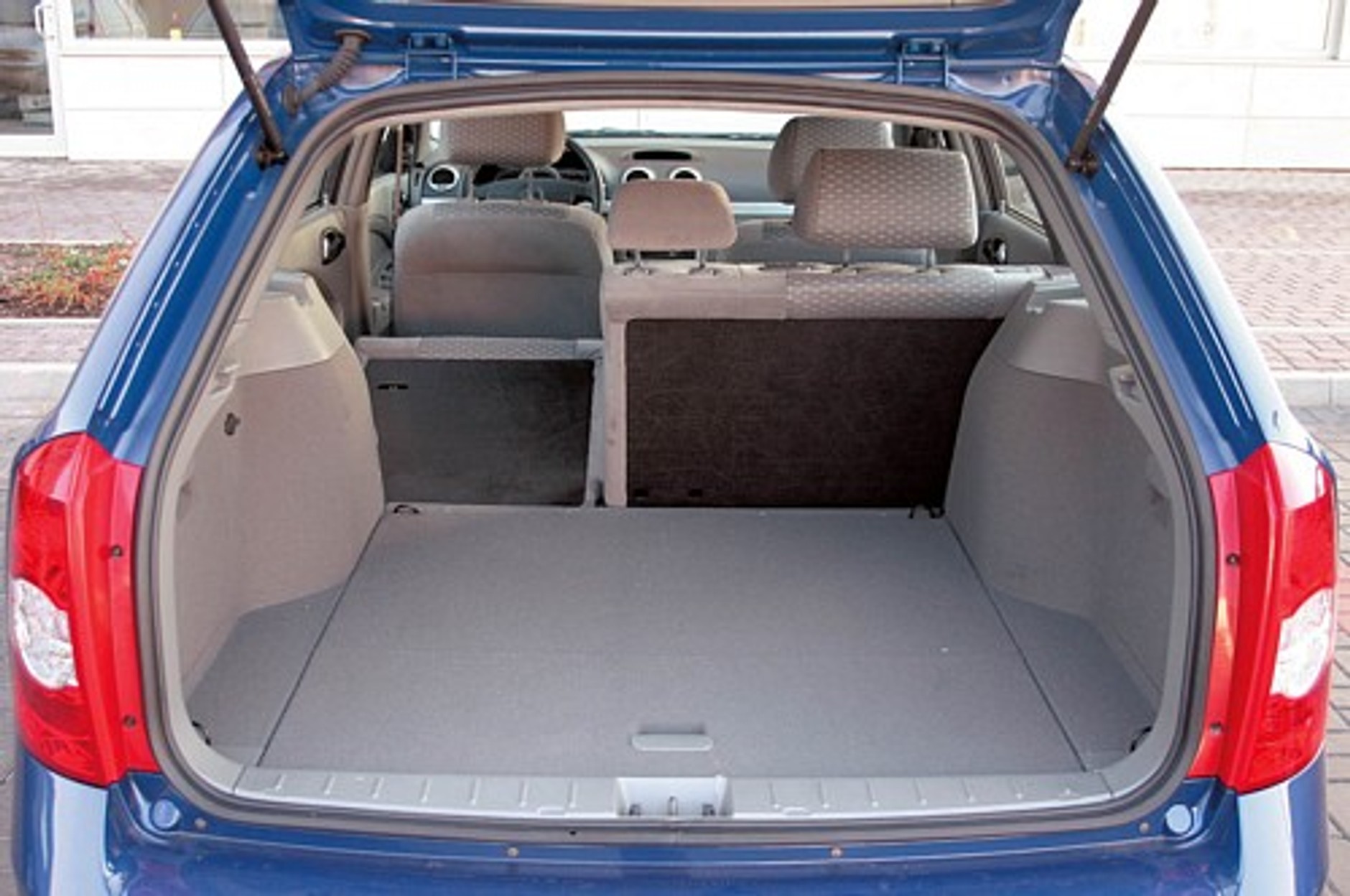 Chevrolet Lacetti kombi 1.8 Platinum - Praktyczna wersja