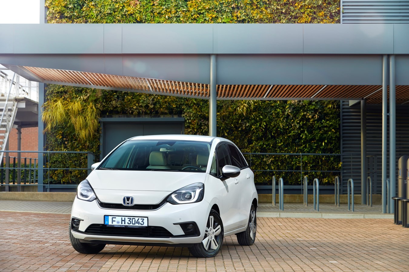 Honda Jazz – nowy, drogi maluch