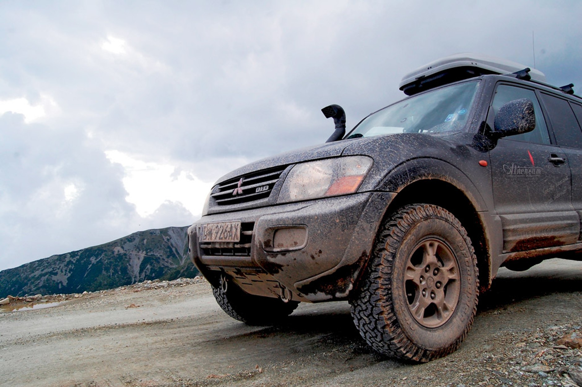 Terenowe wakacje na szóstkę