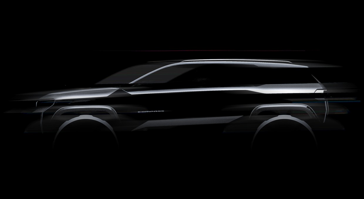 Nowy Jeep Compass zbliża się wielkimi krokami. Producent ujawnia pierwsze zdjęcia