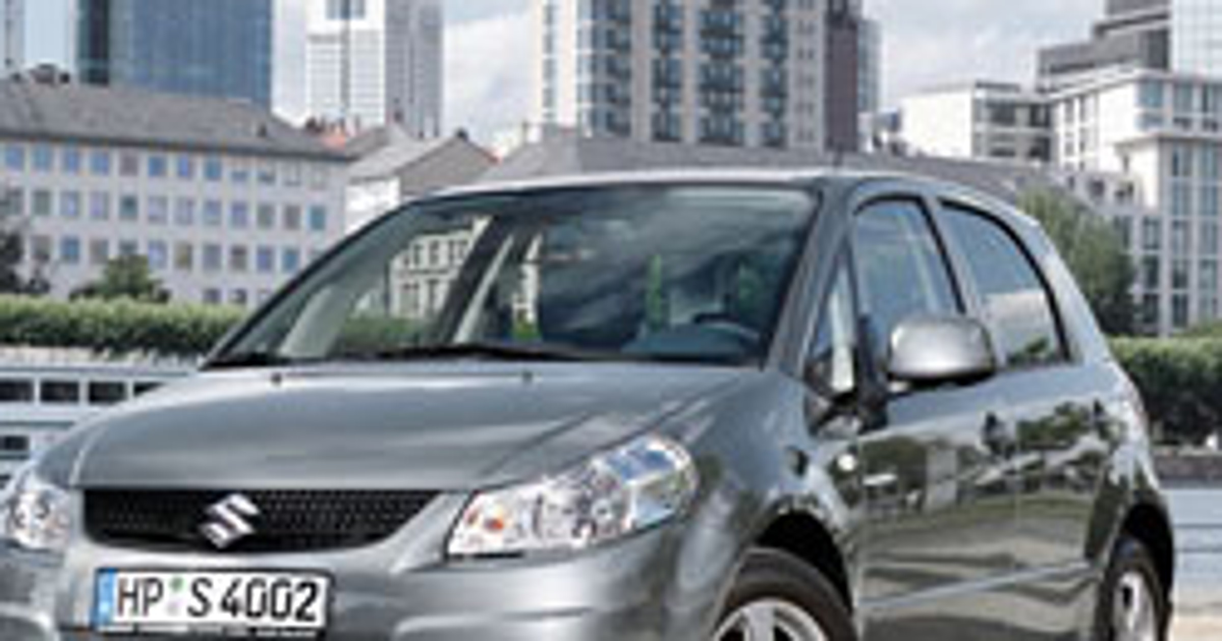 IAA Frankfurt 2009: Suzuki SX4 2010 - nowy turbodiesel i minimalny facelifting