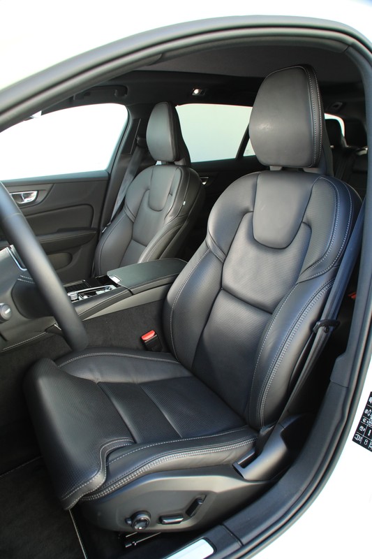 Volvo V60 T8 AWD