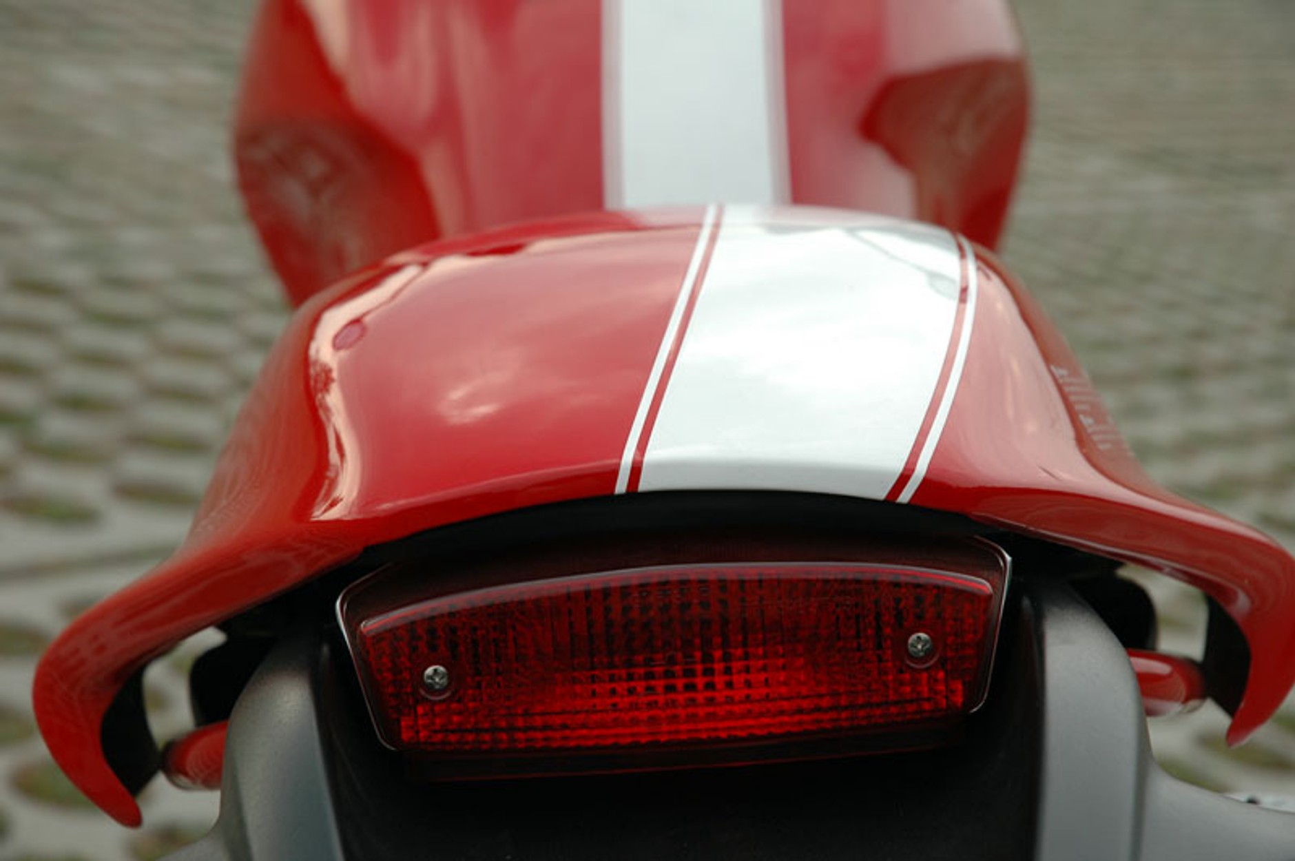 Ducati Monster S2R – włoska żyleta (test)