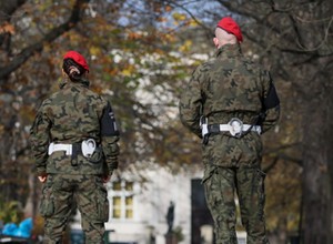 Czy wojsko może zabrać prywatny samochód? Tak, a przed przejęciem może kazać zatankować go do pełna [ZASADY]