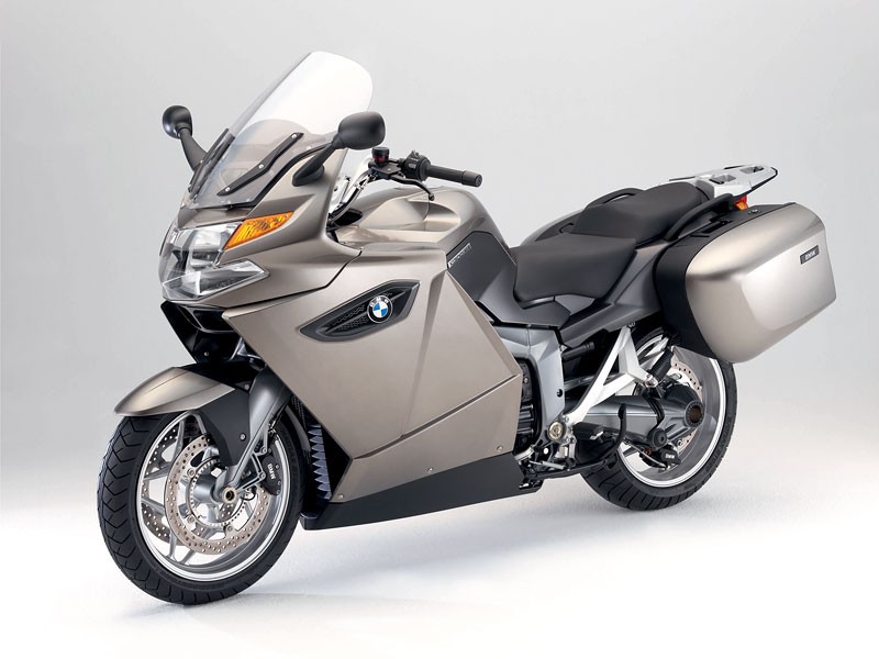 BMW Motorrad 2009: K 1300 S, K 1300 R, K 1300 GT (3x wideo HD!)