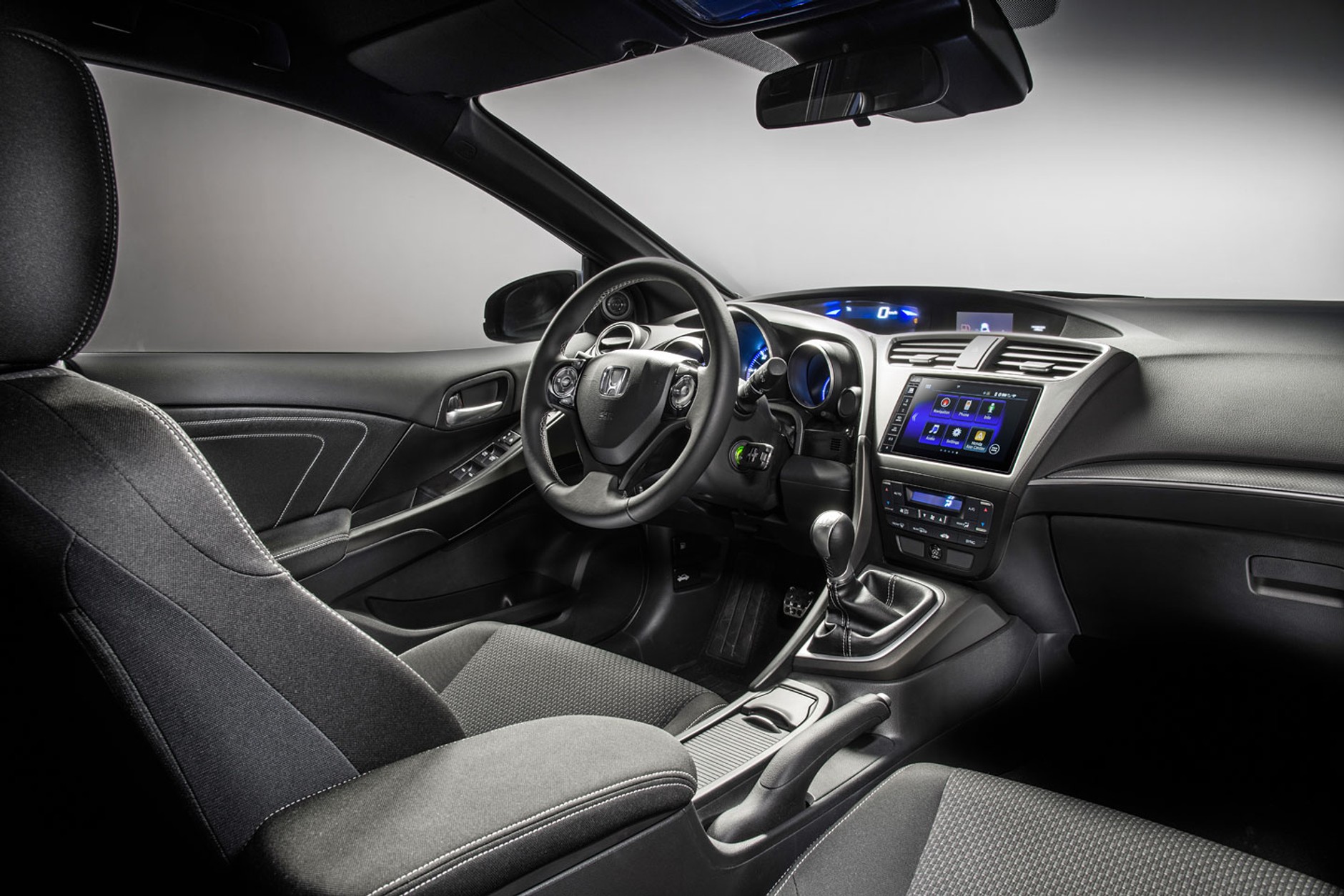 Odświeżona Honda Civic w Paryżu