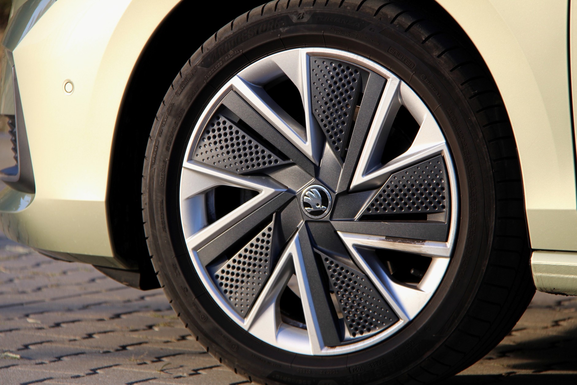 Skoda Superb 1.5 TSI m-HEV Selection