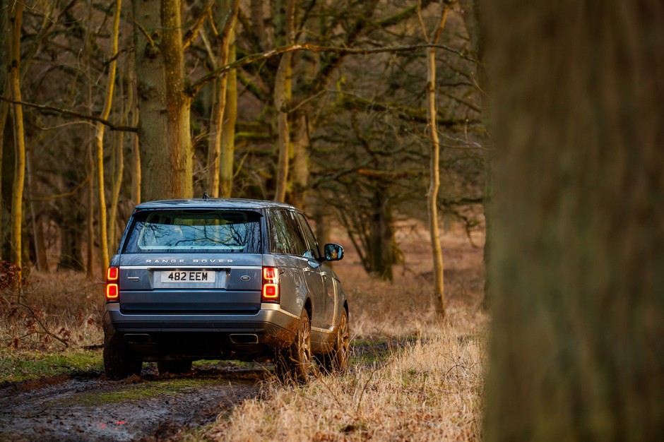 Range Rover P400e