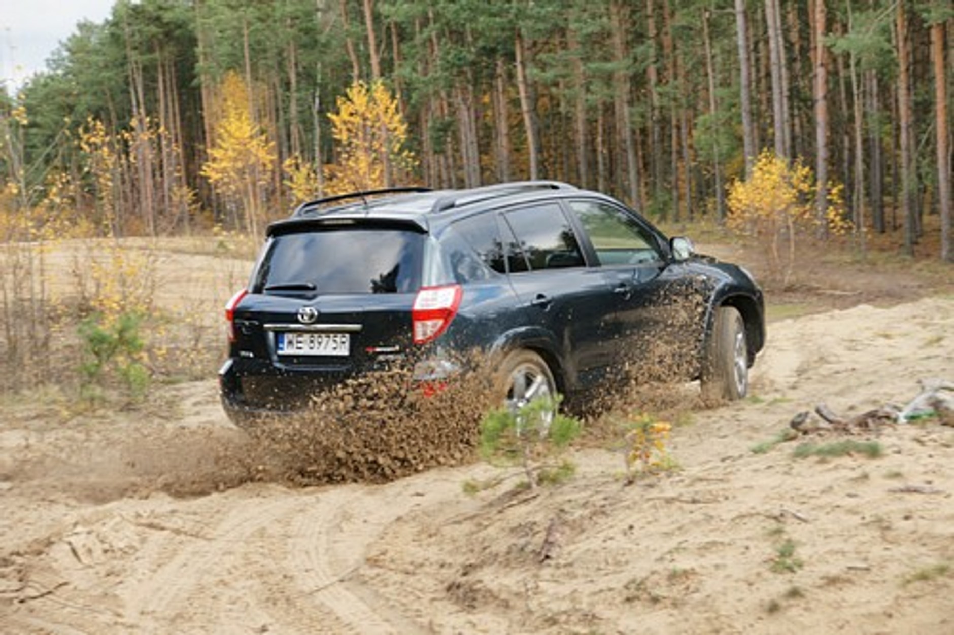 Toyota RAV4 2.2 D-cat 180 X - Po pierwsze: Nie przepłacaj!