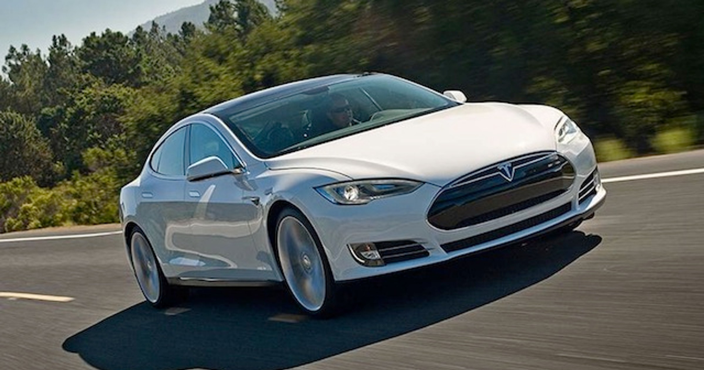 Tesla dołuje w produkcji i na giełdzie