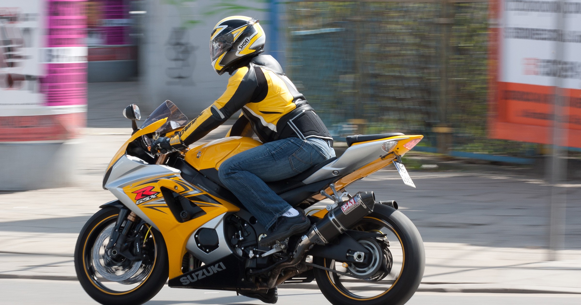Francuskie miasta wypowiadają wojnę głośnym motocyklom