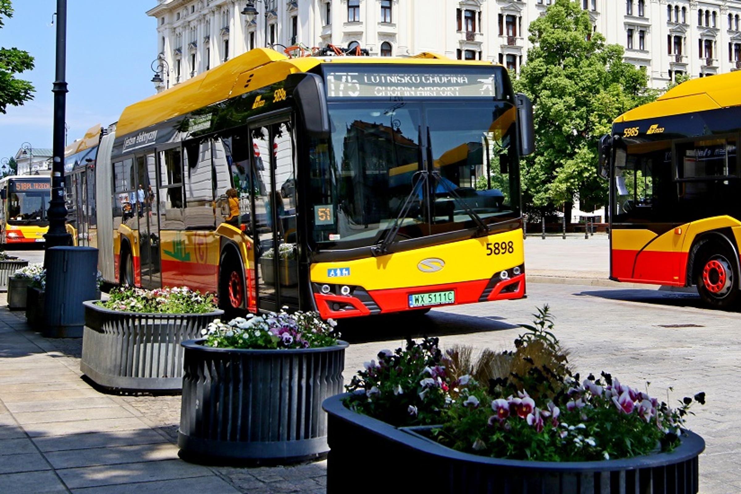 Dlaczego polski Solaris został sprzedany? I czemu akurat CAF-owi?