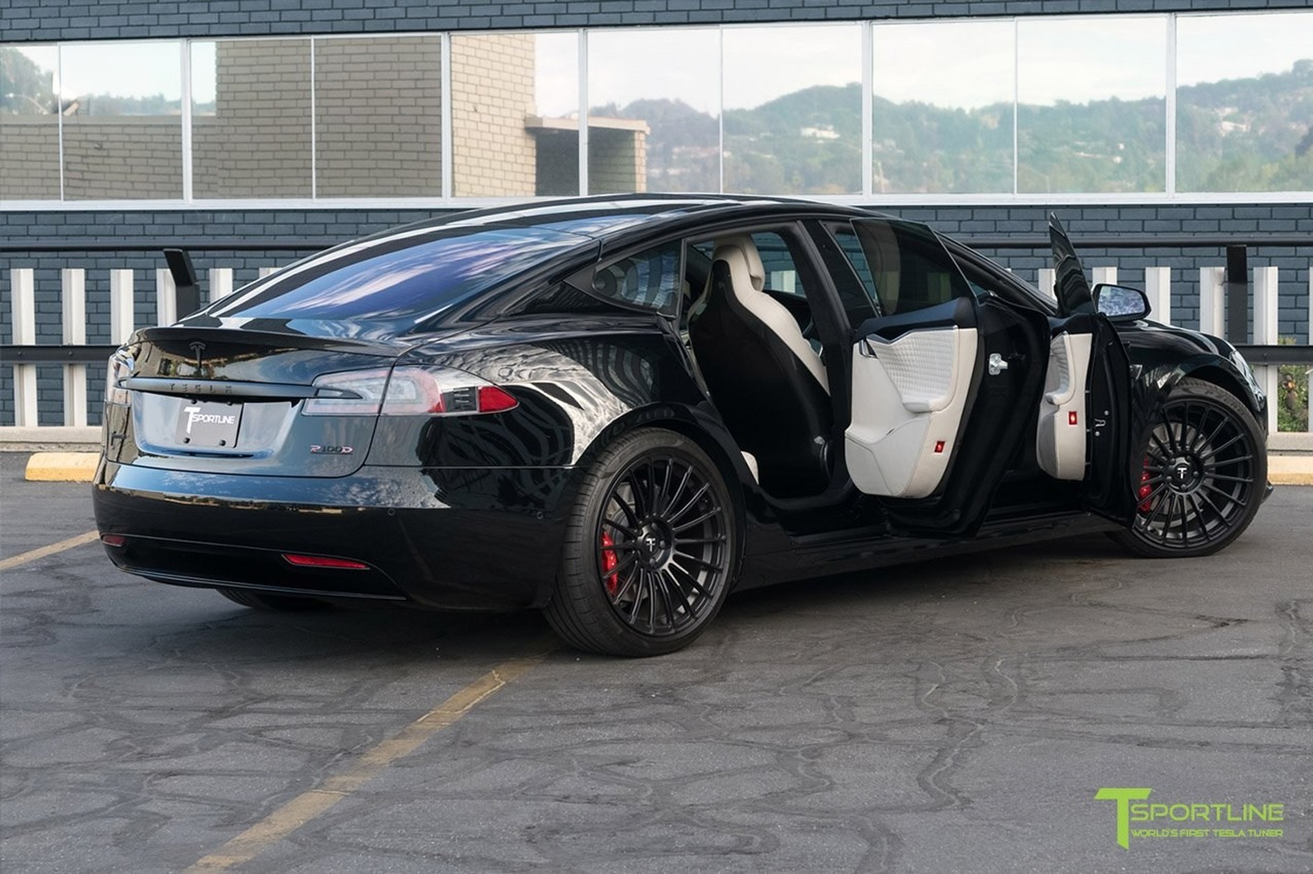 Tesla Model S P100D – szlif T Sportline