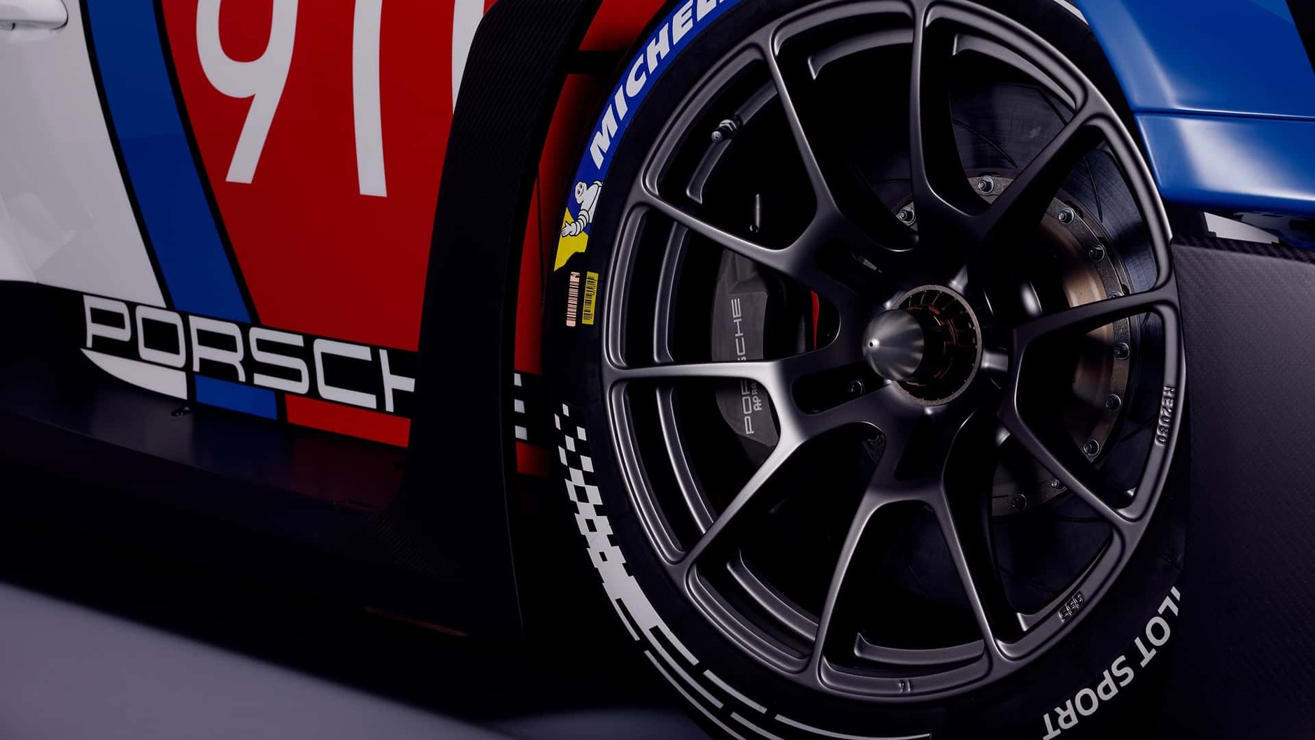 Porsche 911 GT3 R Rennsport