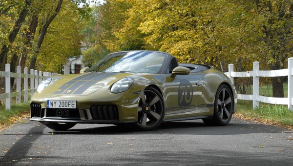 Jeździłem najbardziej "wypashonym" Porsche 911. Radość życia za grubo ponad 1,2 mln zł