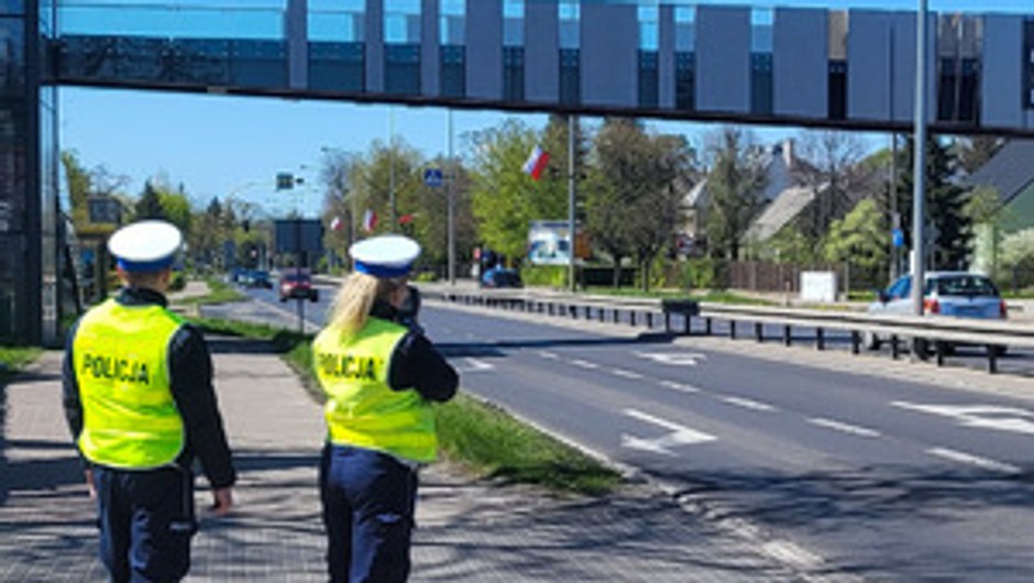 Kierowca volvo przekroczył prędkość, stracił prawo jazdy i dostał mandat