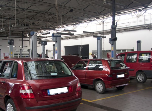 Kupiłeś nowe auto? Zobacz, których części nie obejmuje gwarancja