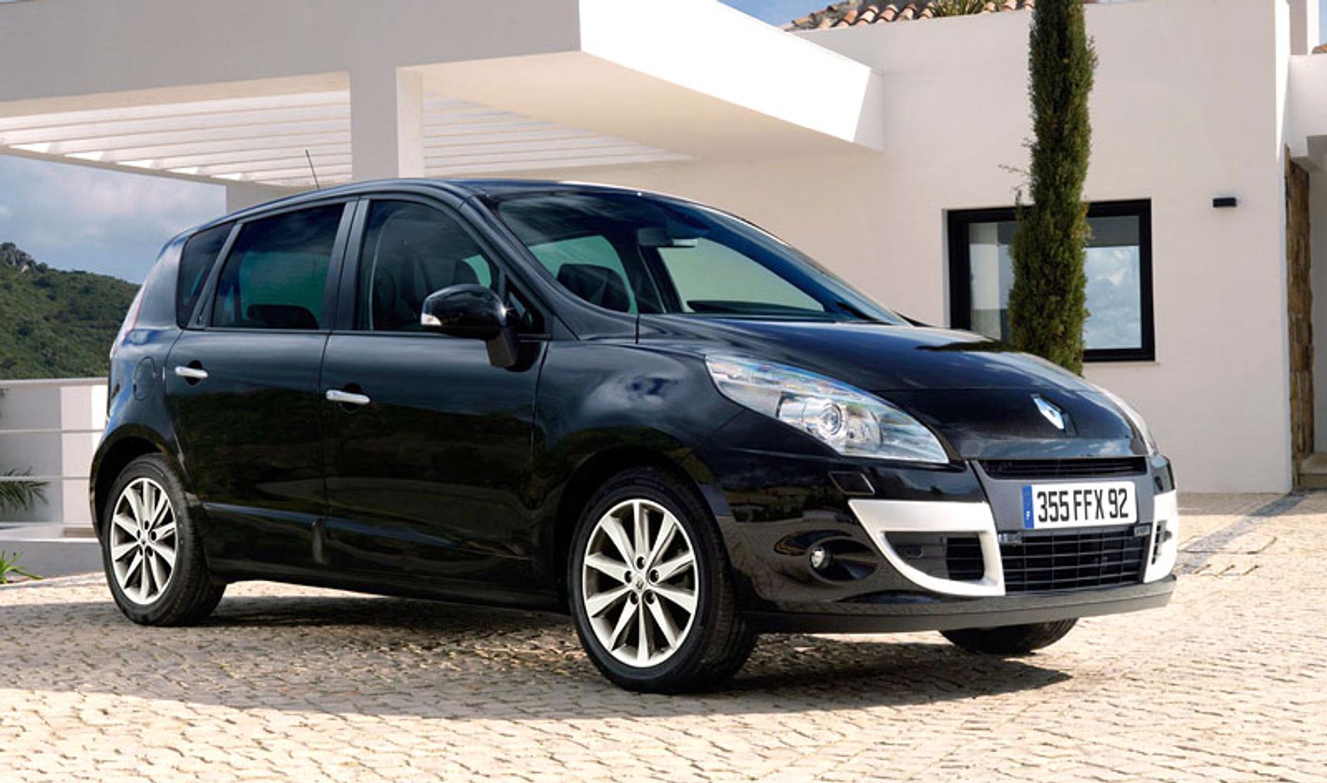 Nowy Renault Scenic: ładny, nowoczesny, wygodny (ceny w Polsce)