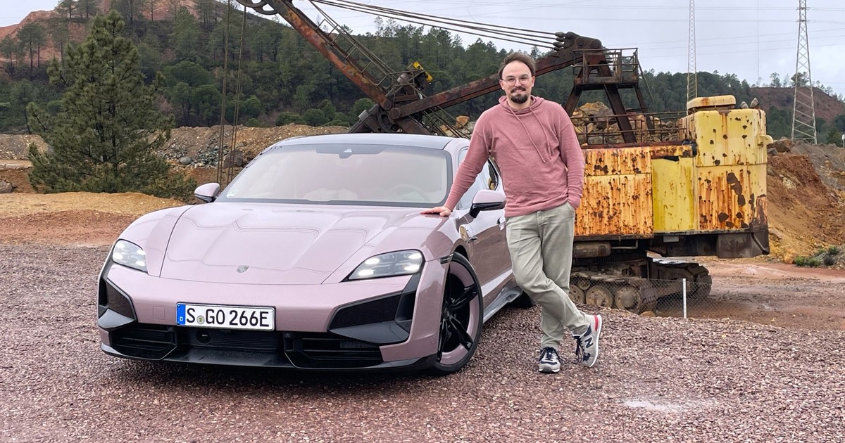 Porsche Taycan Turbo Sport Turismo