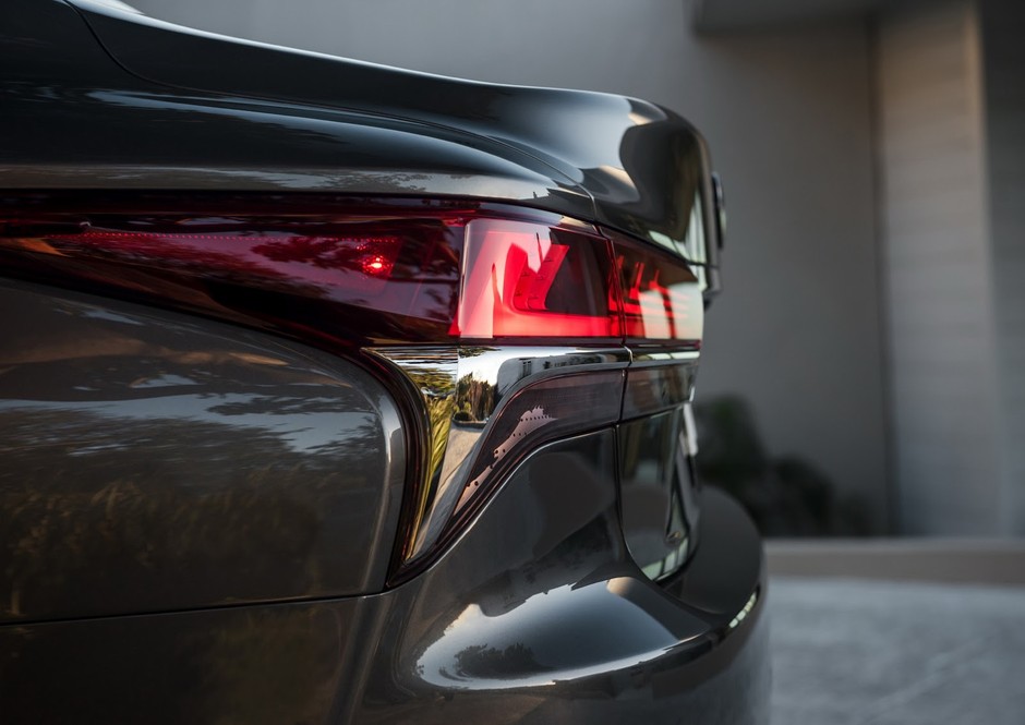 Lexus LS 2017