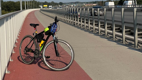 Mandaty dla rowerzystów to często 300 zł. Z karą "do trzech tys. zł" to trochę przesada