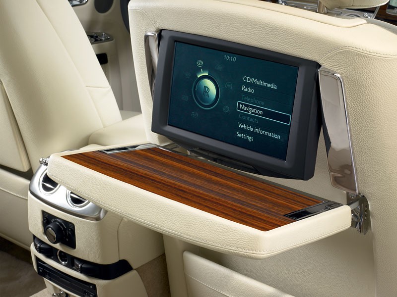 IAA Frankfurt 2009: Rolls-Royce Ghost - nowa rodzina w fotogalerii