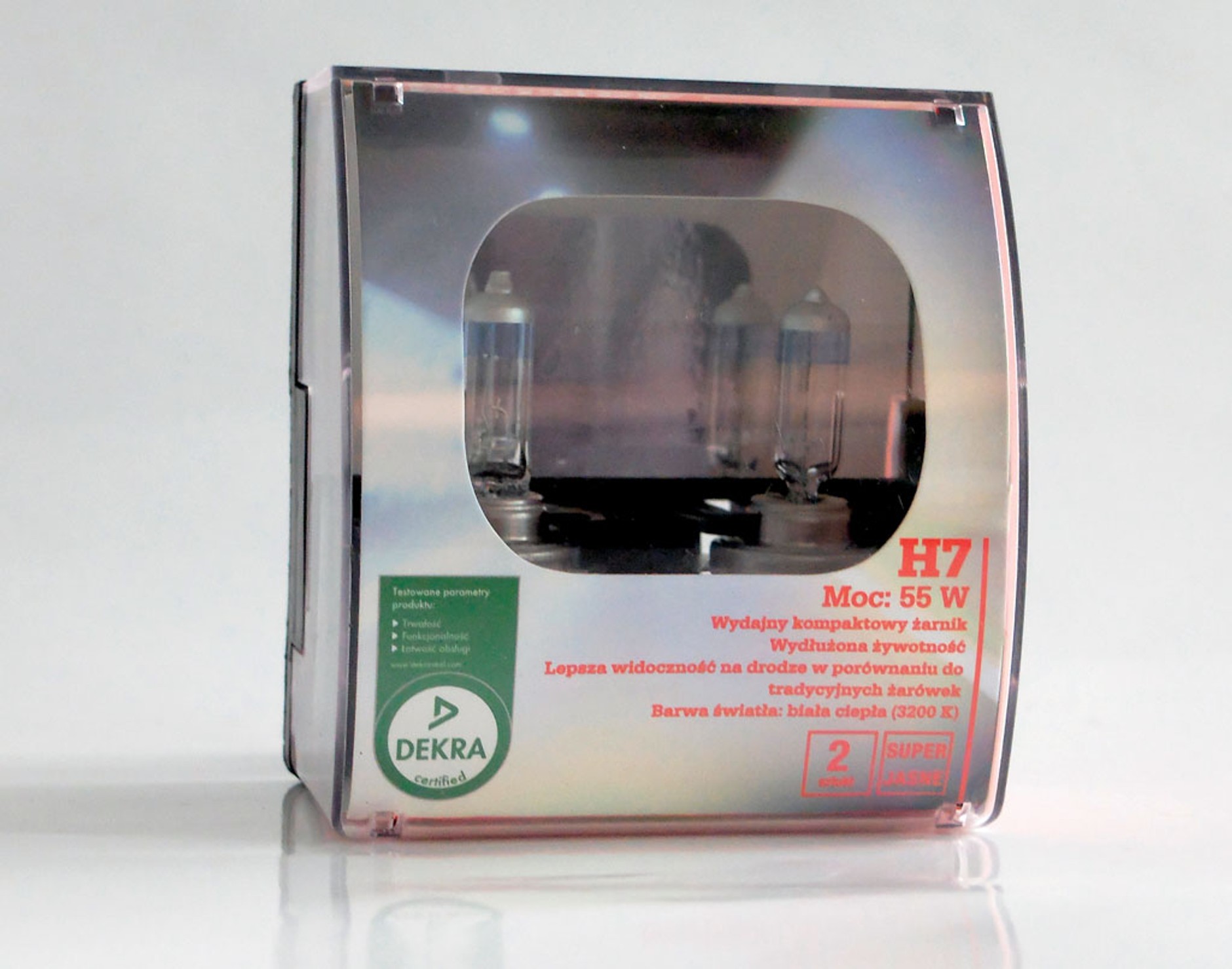 Zestaw żarówek z logo Dekra, cena ok 9,99 zł/2 szt.