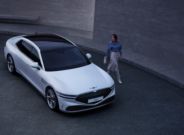 Genesis G90 – większy nie tylko od Mercedesa Klasy S. To poziom wyżej