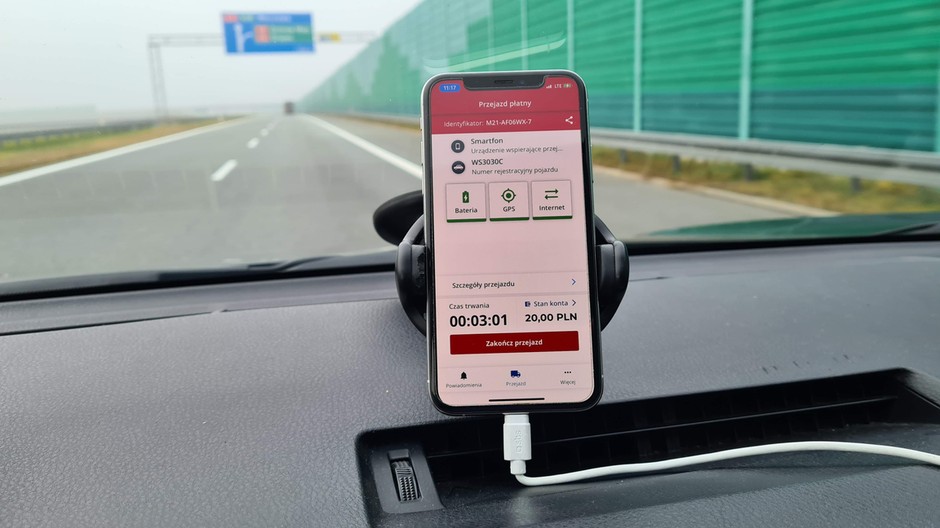 Śledząca aplikacja e-TOLL nie oszczędzała baterii telefonów