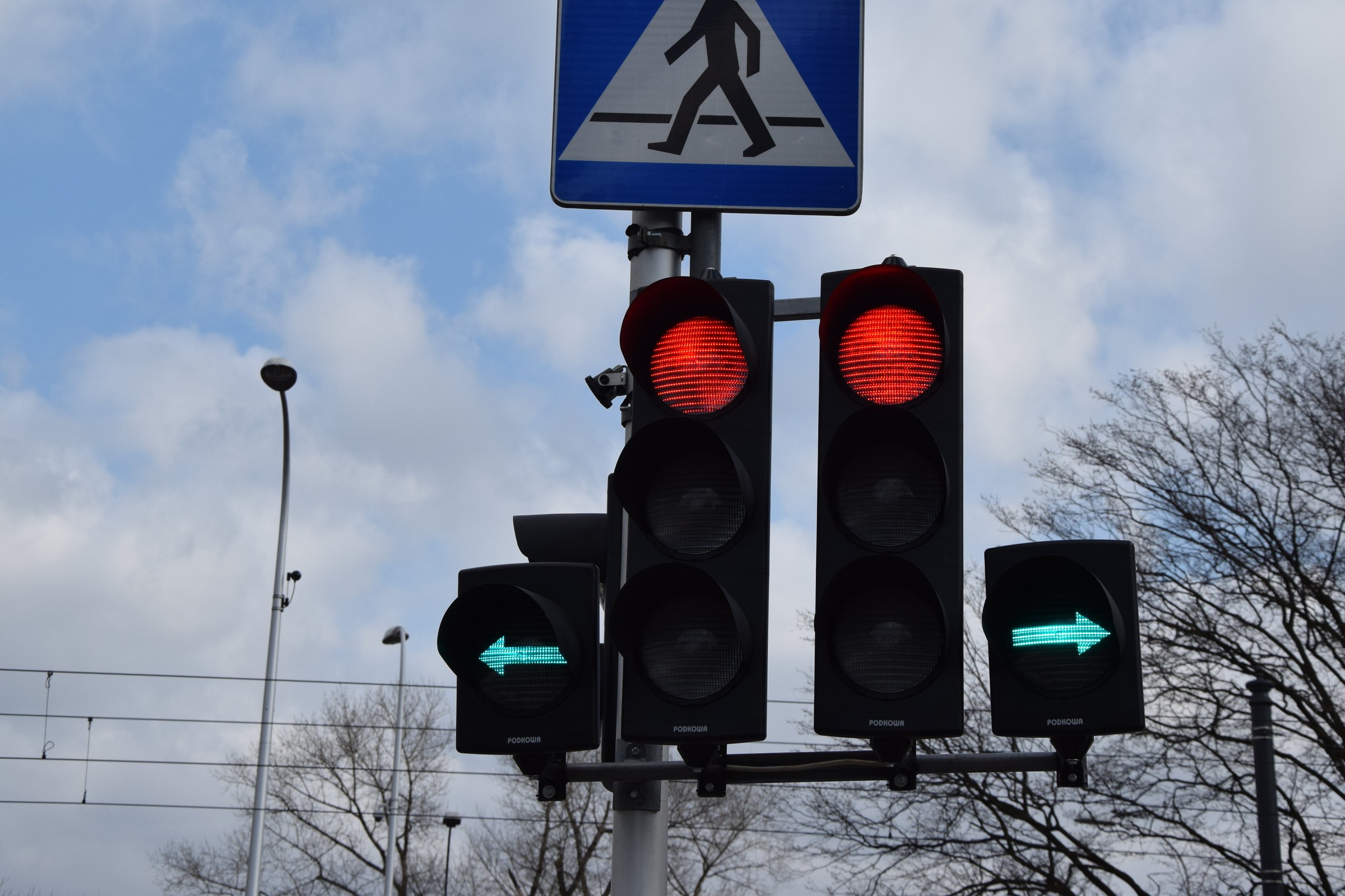 Strzałka w lewo: czy tu aby można zawracać?