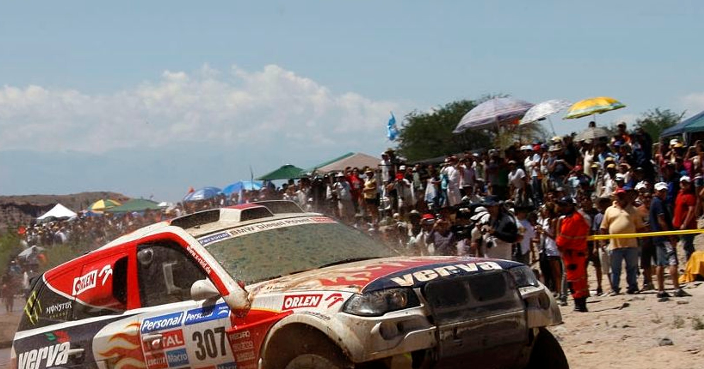 Rajd Dakar 2010: rewelacyjny Hołowczyc, dobra jazda motocyklistów (3.etap, wyniki)