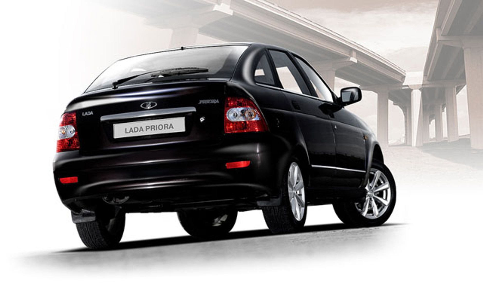 Renault ztrácí vliv v AvtoVAZu, klíčové pozice získali Rusové