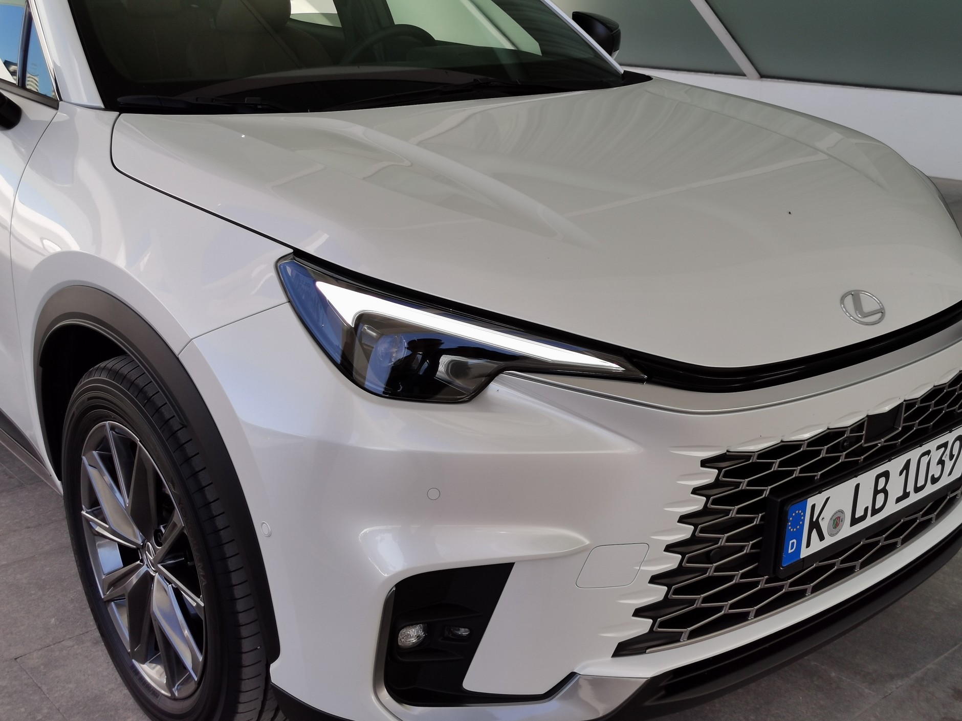 Lexus LBX 2023 – pierwsze jazdy