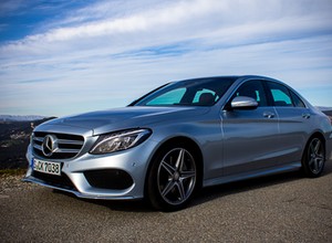 Mercedes Klasy C W205 - nowe, agresywne cacko. Test i opinie