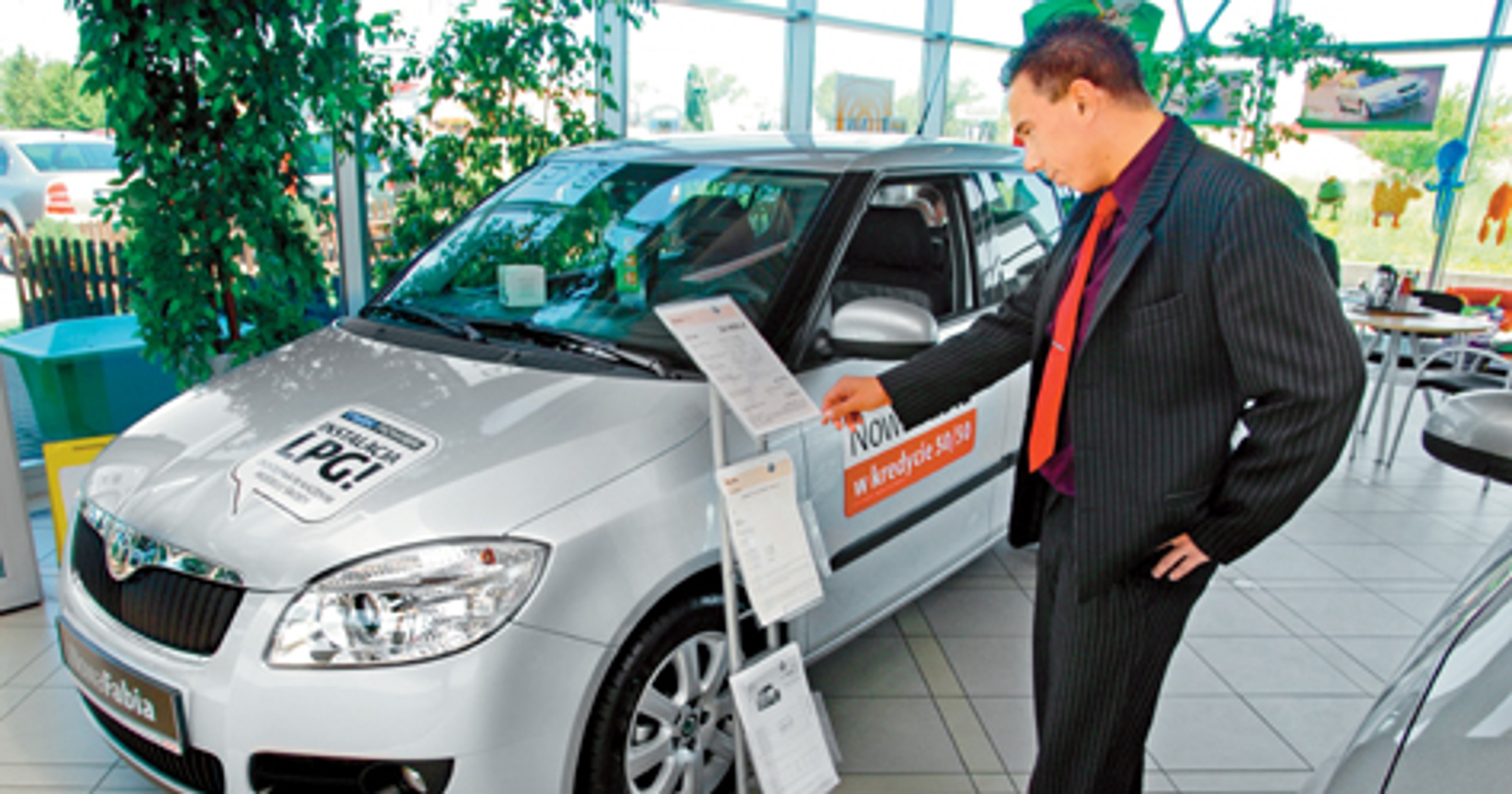 Auto spłacane przez lata. Czyli - Jak wybrać najlepszy bank i najniższe raty?