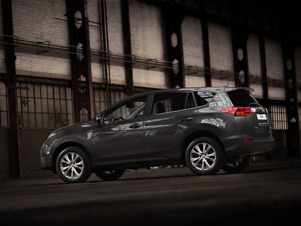 Czwarta generacja Toyoty RAV4 zadebiutowała w Los Angeles