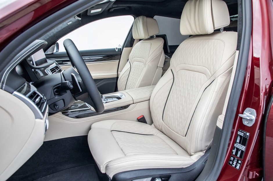BMW 750i xDrive