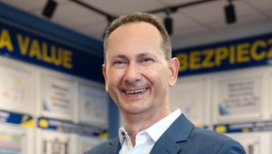 Czy opony z niemieckich fabryk są lepsze od tych z Polski? Dyrektor fabryki w Dębicy rozwiewa wątpliwości