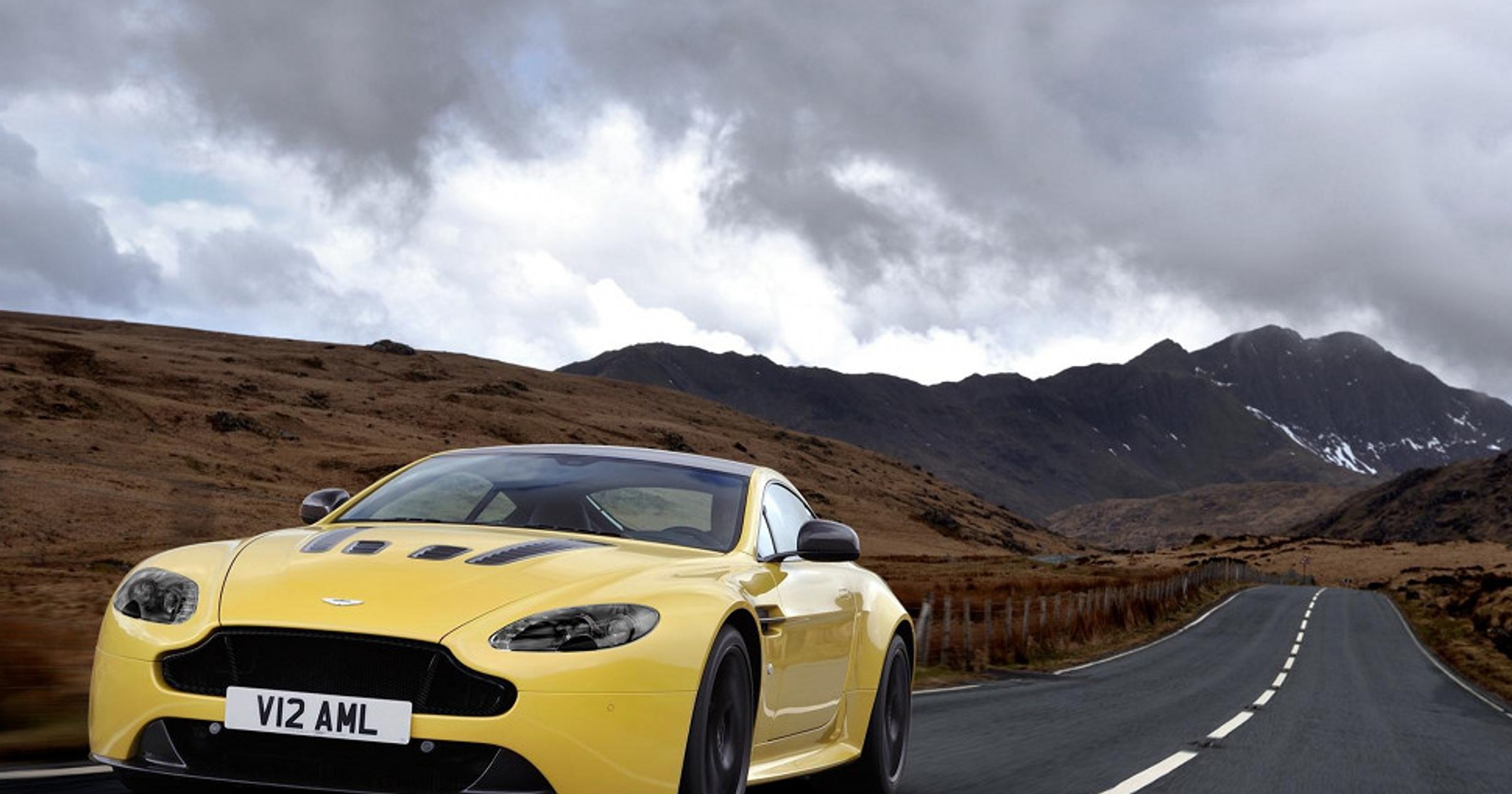 Aston Martin V12 Vantage S