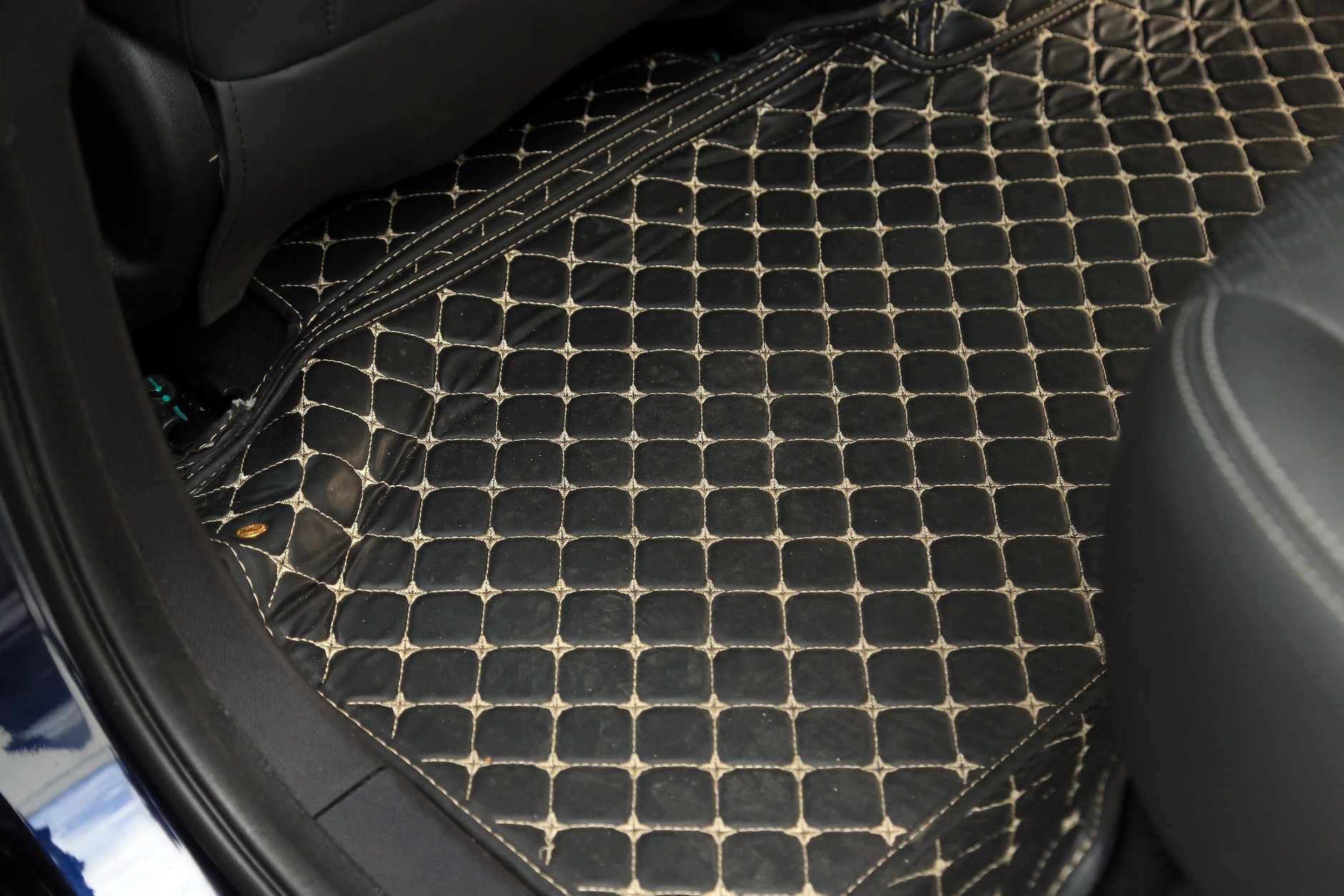 Skywell ET5 2022 1 generacja